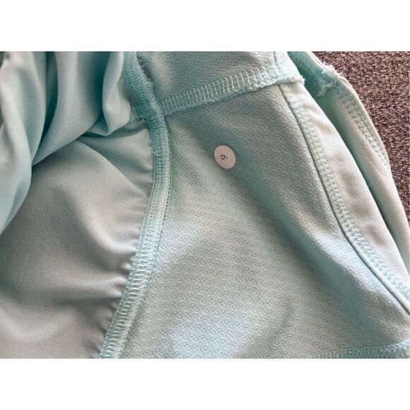 Lululemon Run Chase Me aqua drawstring tank - Picture 9 of 9